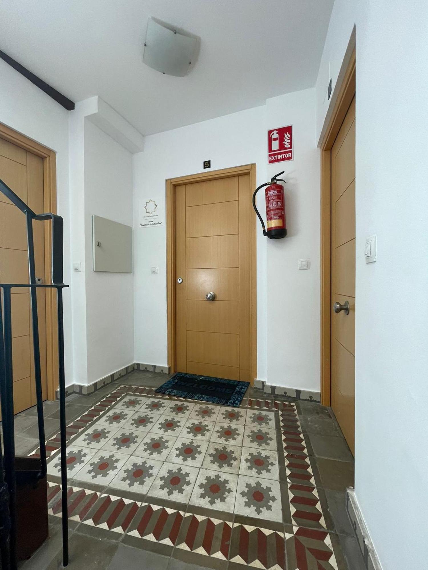 Suite Puerta De La Alhambra Granada Dış mekan fotoğraf